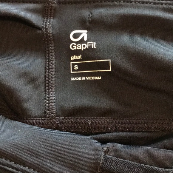 Gap Fit Capri - Picture 3 of 5